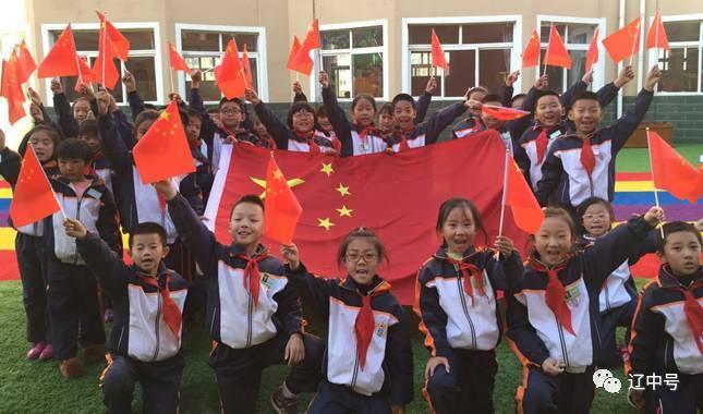 中国唯一白人中将，为购买苏27，带人将17位俄罗斯将军喝翻